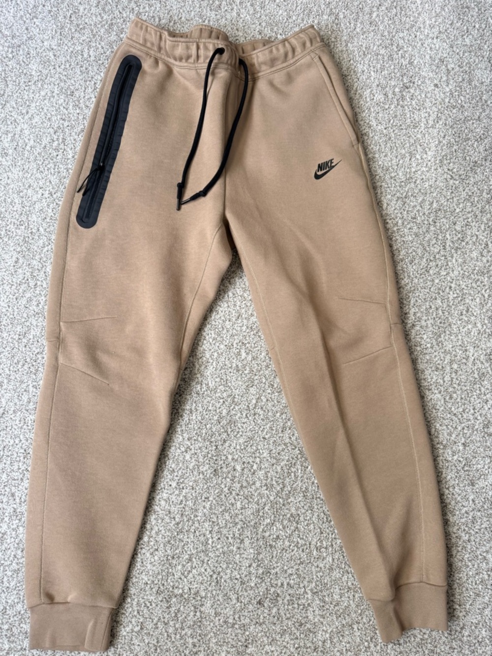 Nike Fleece Tech Men’s Joggers Sweatpants Tan Medium